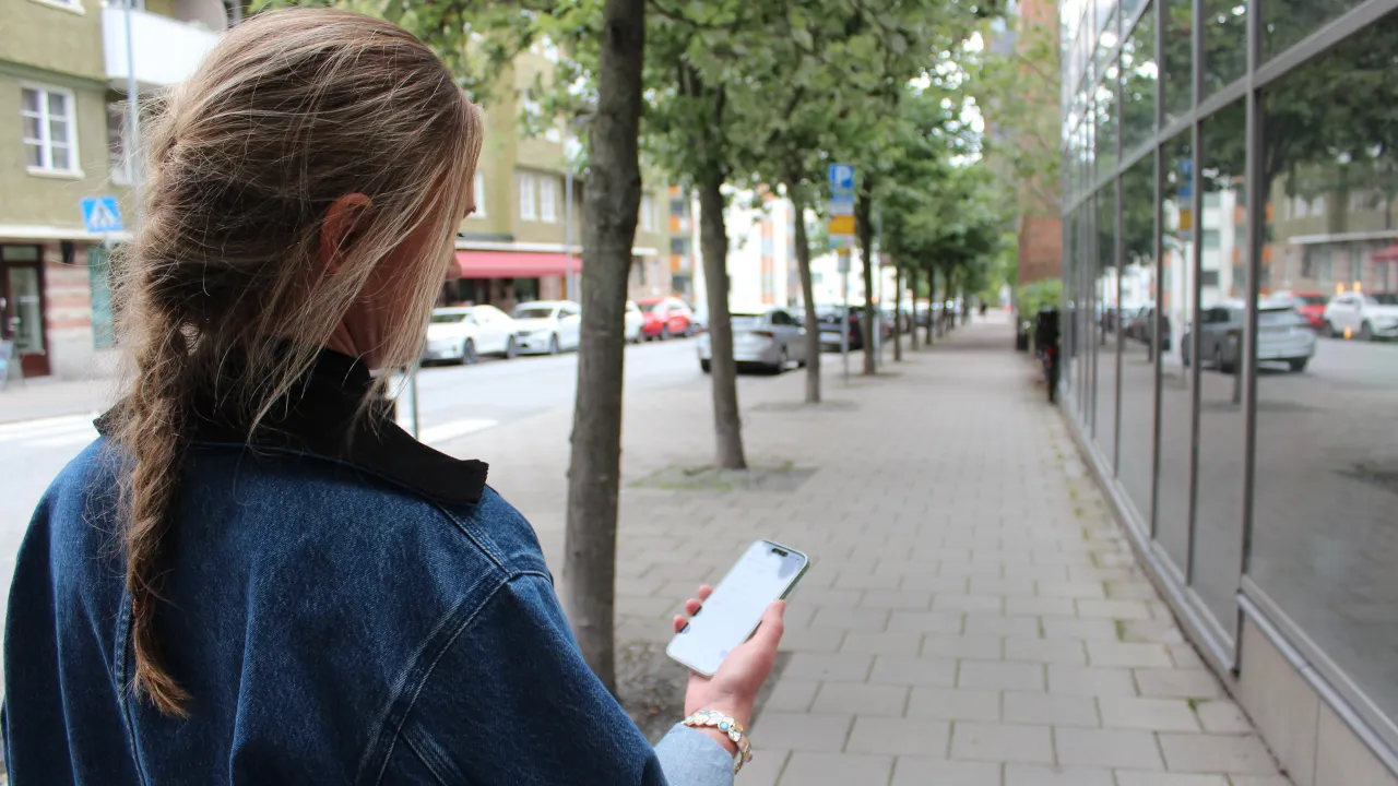 Handi Go användare ute på stan