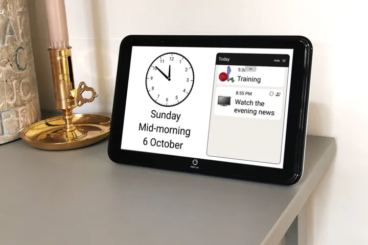 CARY Base on a table