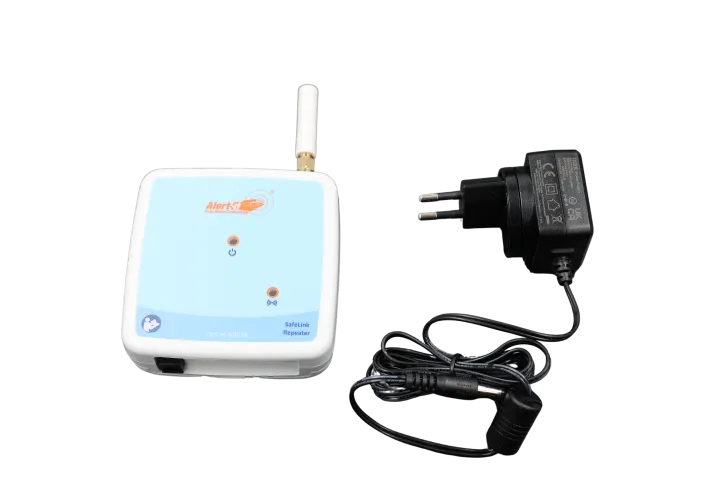 P164 Räckviddsförlängare med strömförsörjning