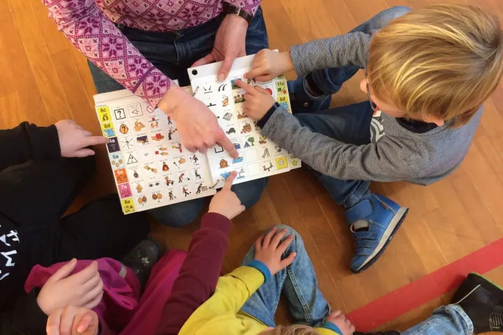 Barn - leke med meg.jpg